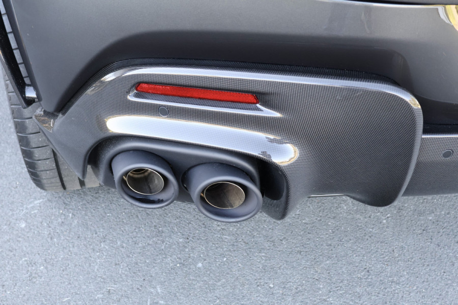 Ferrari Purosangue 6.5 V12 | NEW | INCL. VAT/BPM | NO REGISTRATION | 135K OPTIONS | CARBON WHEELHOUSE, R+F DIFFUSERS, UNDERDOOR, MIRRORS, DOORPANEL MASSAGE REAR SEATS | FULL LEATHER PACK | DIGITAL REAR VIEW CAMERA | PRIVACY GLASS | REAR SEATS COOLED/HEATED | BURMESTER HIGH END AUDIO | ACTIVE MATRIX LED HEADLIGHTS | VAT REF. |