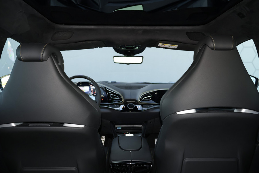 Ferrari Purosangue 6.5 V12 | NEW | INCL. VAT/BPM | NO REGISTRATION | 135K OPTIONS | CARBON WHEELHOUSE, R+F DIFFUSERS, UNDERDOOR, MIRRORS, DOORPANEL MASSAGE REAR SEATS | FULL LEATHER PACK | DIGITAL REAR VIEW CAMERA | PRIVACY GLASS | REAR SEATS COOLED/HEATED | BURMESTER HIGH END AUDIO | ACTIVE MATRIX LED HEADLIGHTS | VAT REF. |