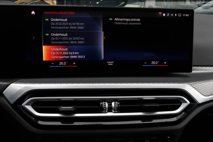 BMW 3 Serie Touring 330e | M-Sport Pro | 2 jaar garantie | Pano | ACC | LCI | Black Edition | Sfeerverlichting | Driving Assistant