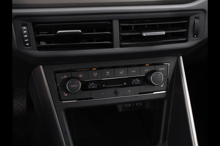 Volkswagen Polo 1.0 TSI DSG Comfortline Connect | Navigatie | Apple Carplay/Android Auto | Climate Control | Adaptive Cruise Control | Extra Getint Glas | Voorstoelen Verwarmd |