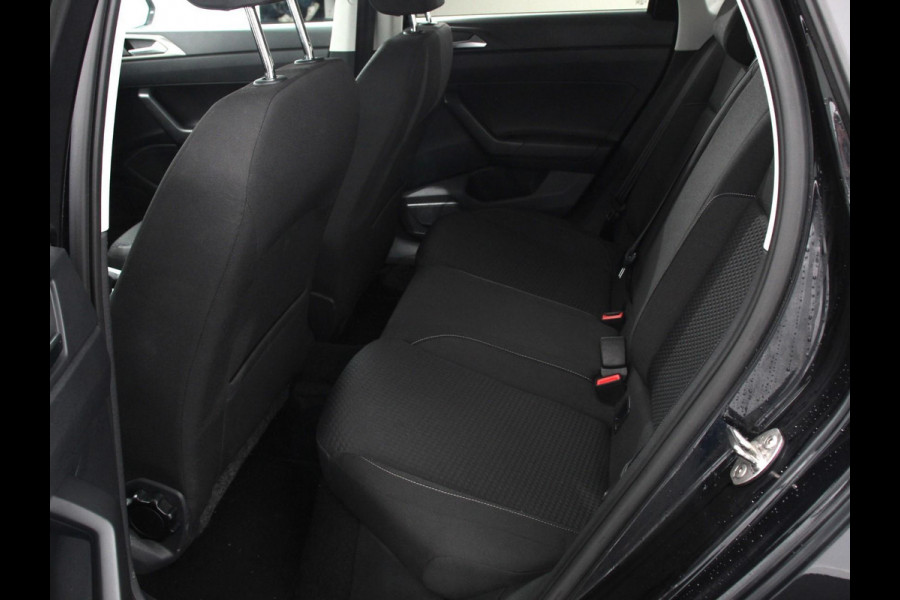 Volkswagen Polo 1.0 TSI DSG Comfortline Connect | Navigatie | Apple Carplay/Android Auto | Climate Control | Adaptive Cruise Control | Extra Getint Glas | Voorstoelen Verwarmd |