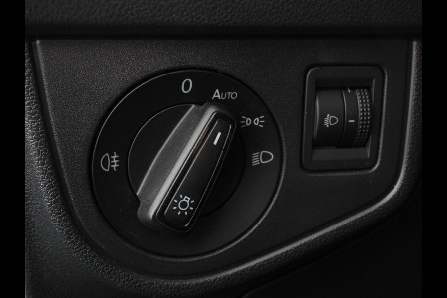 Volkswagen Polo 1.0 TSI DSG Comfortline Connect | Navigatie | Apple Carplay/Android Auto | Climate Control | Adaptive Cruise Control | Extra Getint Glas | Voorstoelen Verwarmd |