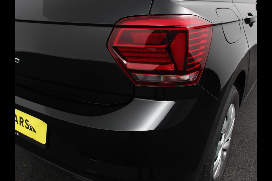 Volkswagen Polo 1.0 TSI DSG Comfortline Connect | Navigatie | Apple Carplay/Android Auto | Climate Control | Adaptive Cruise Control | Extra Getint Glas | Voorstoelen Verwarmd |