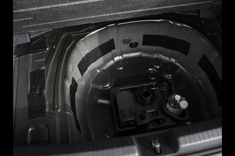 Volkswagen Polo 1.0 TSI DSG Comfortline Connect | Navigatie | Apple Carplay/Android Auto | Climate Control | Adaptive Cruise Control | Extra Getint Glas | Voorstoelen Verwarmd |