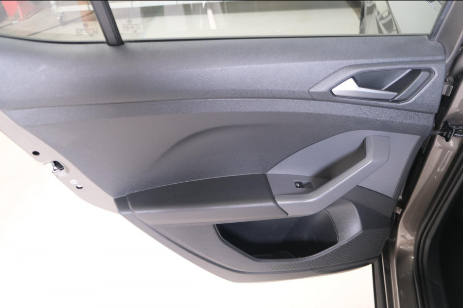 Volkswagen T-Cross 1.0 TSI Life - N.A.P. Airco, Cruise, Navi, PDC.