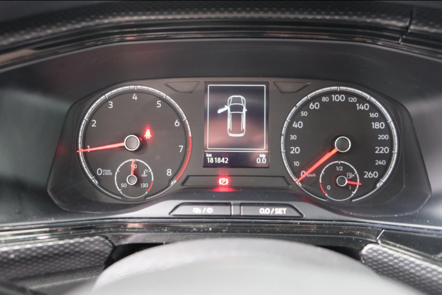 Volkswagen T-Cross 1.0 TSI Life - N.A.P. Airco, Cruise, Navi, PDC.