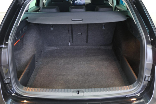 Škoda Octavia Combi 1.0 e-TSI Business Edition Automaat - N.A.P. Airco, Cruise, PDC, Trekhaak.