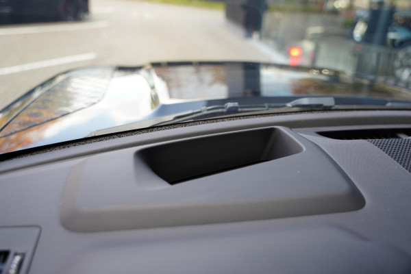 Land Rover Defender 110 P 525 V8 Black Edition EX BTW Grijs Kenteken