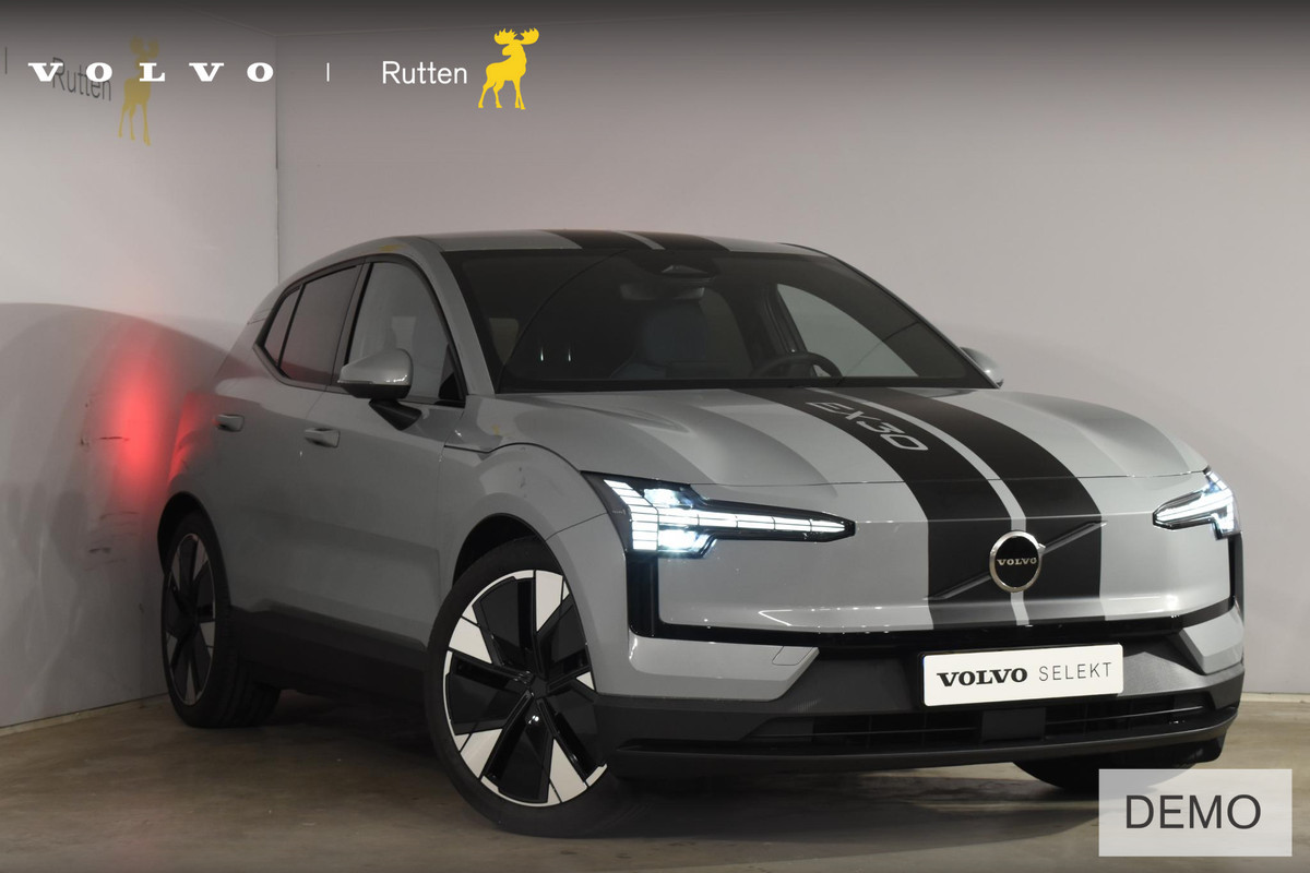 Volvo EX30 272PK Ext. Range Core / Adaptieve Cruise Control/ Climate Pack / Extra getint glas / Dodehoek Detectie / Parkeersensoren/ Achteruitrijcamera/ Warmtepomp/ Google Services/