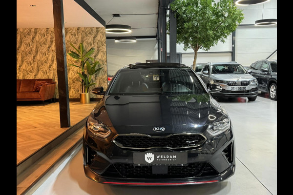 Kia ProCeed 1.6 T-GDI GT Garantie Trekhaak Pano Memory Camera Carplay StuurVW StoelVW Blindspot Elek Achterklep Navi Led Rijklaar