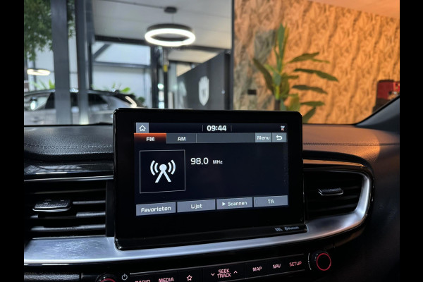 Kia ProCeed 1.6 T-GDI GT Garantie Trekhaak Pano Memory Camera Carplay StuurVW StoelVW Blindspot Elek Achterklep Navi Led Rijklaar