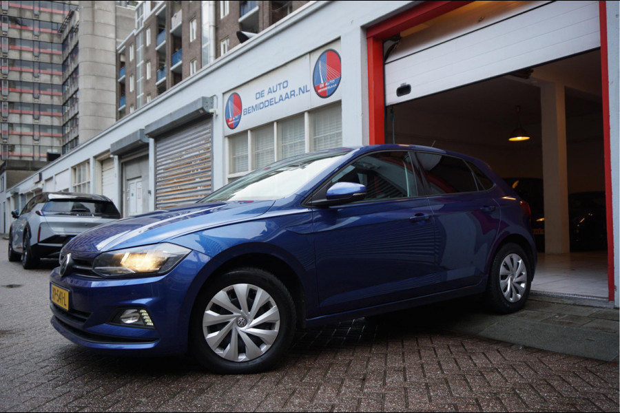 Volkswagen Polo 1.0 TSI Comfortline Executive | NL Auto | VW onderhouden | Apple Carplay | NAVI | Adaptieve cruise control | Parkeersensoren voor en achter | LED pakket |