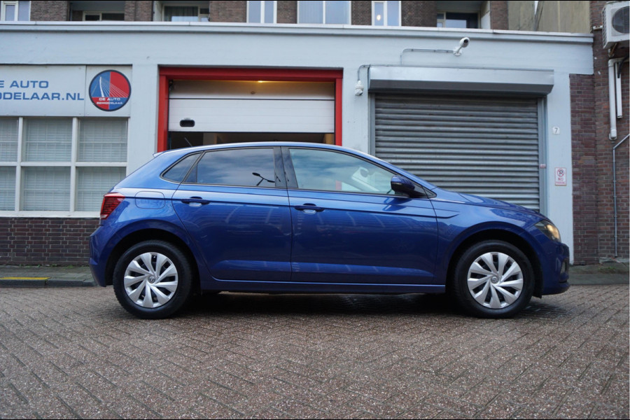 Volkswagen Polo 1.0 TSI Comfortline Executive | NL Auto | VW onderhouden | Apple Carplay | NAVI | Adaptieve cruise control | Parkeersensoren voor en achter | LED pakket |