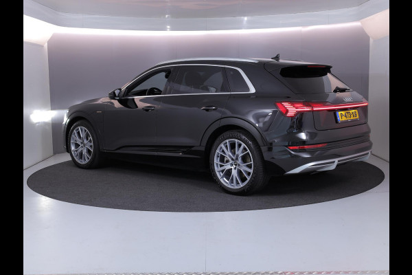Audi e-tron 55 quattro S edition 95 kWh 408pk | Navigatie | Elektrisch verstelbare voorstoelen | Luchtvering | Parkeercamera | Matrix koplampen| SOH 100%