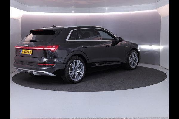 Audi e-tron 55 quattro S edition 95 kWh 408pk | Navigatie | Elektrisch verstelbare voorstoelen | Luchtvering | Parkeercamera | Matrix koplampen| SOH 100%