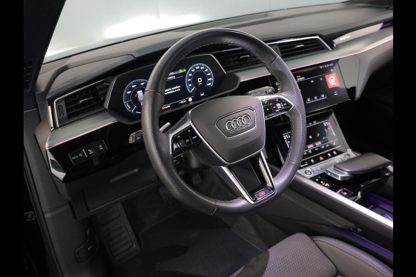 Audi e-tron 55 quattro S edition 95 kWh 408pk | Navigatie | Elektrisch verstelbare voorstoelen | Luchtvering | Parkeercamera | Matrix koplampen| SOH 100%