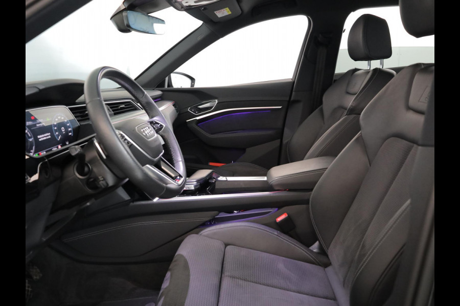 Audi e-tron 55 quattro S edition 95 kWh 408pk | Navigatie | Elektrisch verstelbare voorstoelen | Luchtvering | Parkeercamera | Matrix koplampen| SOH 100%