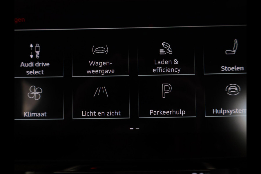 Audi e-tron 55 quattro S edition 95 kWh 408pk | Navigatie | Elektrisch verstelbare voorstoelen | Luchtvering | Parkeercamera | Matrix koplampen| SOH 100%