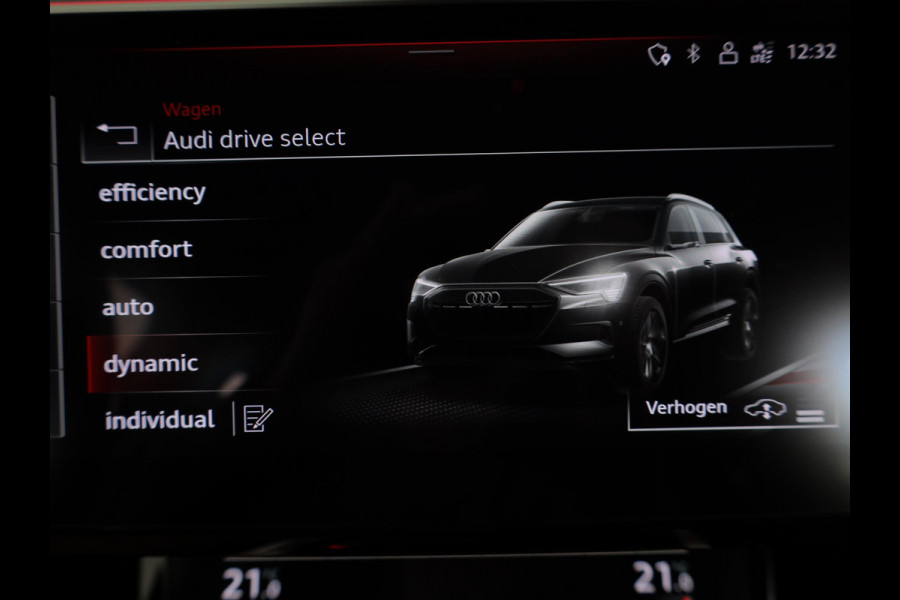 Audi e-tron 55 quattro S edition 95 kWh 408pk | Navigatie | Elektrisch verstelbare voorstoelen | Luchtvering | Parkeercamera | Matrix koplampen| SOH 100%