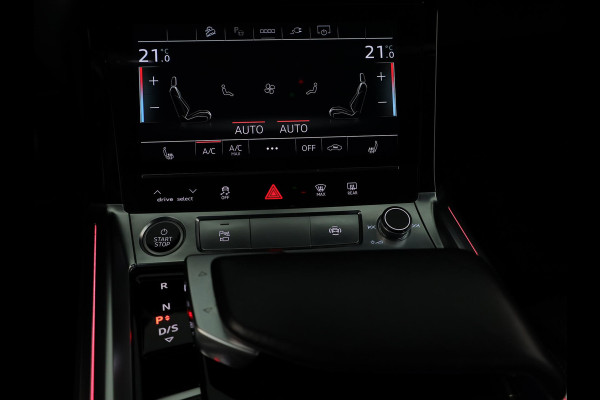 Audi e-tron 55 quattro S edition 95 kWh 408pk | Navigatie | Elektrisch verstelbare voorstoelen | Luchtvering | Parkeercamera | Matrix koplampen| SOH 100%