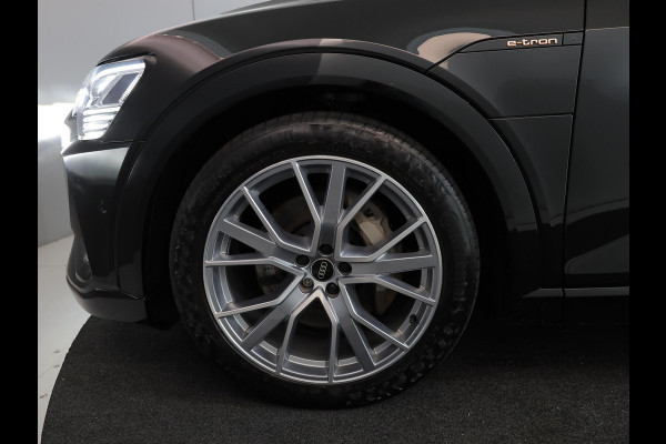 Audi e-tron 55 quattro S edition 95 kWh 408pk | Navigatie | Elektrisch verstelbare voorstoelen | Luchtvering | Parkeercamera | Matrix koplampen| SOH 100%