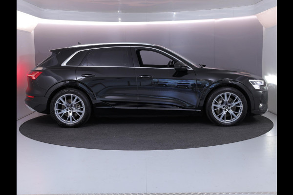 Audi e-tron 55 quattro S edition 95 kWh 408pk | Navigatie | Elektrisch verstelbare voorstoelen | Luchtvering | Parkeercamera | Matrix koplampen| SOH 100%