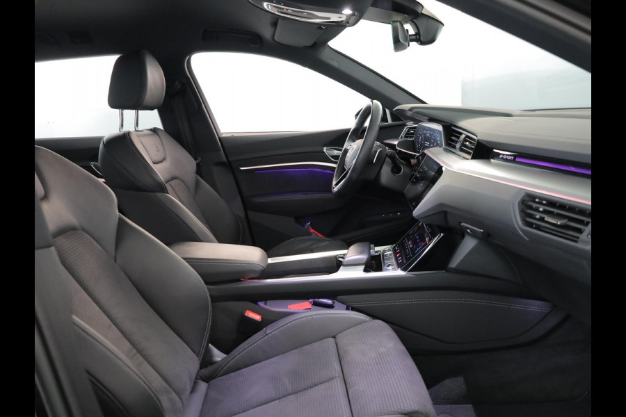 Audi e-tron 55 quattro S edition 95 kWh 408pk | Navigatie | Elektrisch verstelbare voorstoelen | Luchtvering | Parkeercamera | Matrix koplampen| SOH 100%
