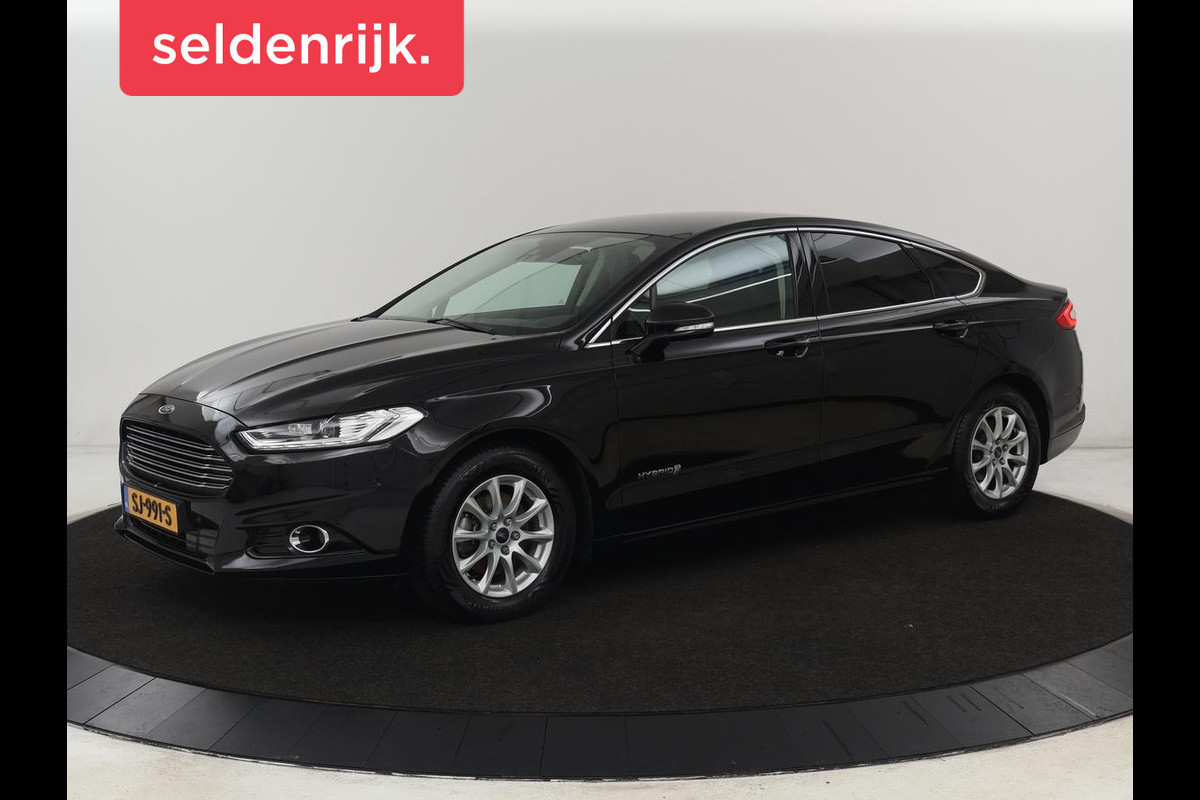 Ford Mondeo 2.0 IVCT HEV Titanium X | Leder | Stoelverwarming | Camera | Adaptive cruise | Memory | Carplay | Full LED | Keyless | Navigatie | Park Assist | Dodehoek detectie | Climate control