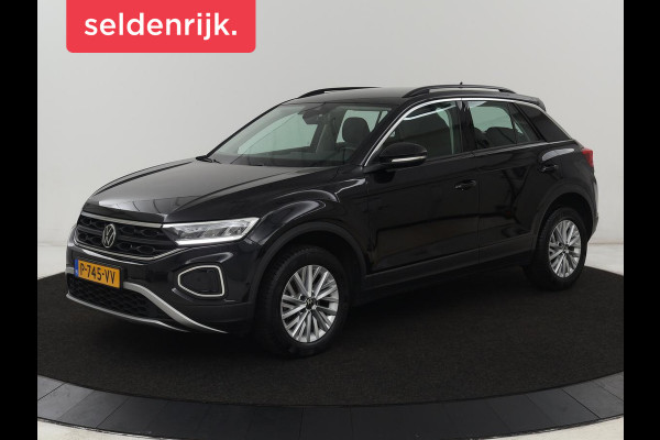 Volkswagen T-Roc 1.5 TSI Life Business | Stoelverwarming | Camera | Virtual Cockpit | Carplay | Full LED | Adaptive cruise | Navigatie | Park Assist | Climate control | DAB | Bluetooth