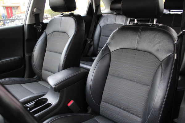 Kia Niro 1.6 GDi Hybrid DynamicLine Automaat Navi Camera Nap