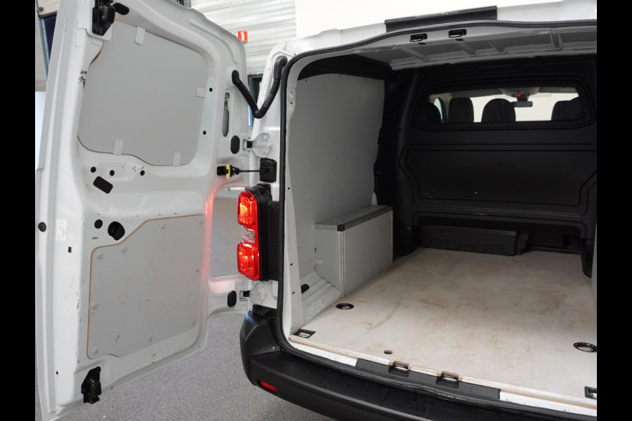 Opel Vivaro 2.0 CDTI L3H1 145PK Dubbele Cabine Edition Airco Navigatie Trekhaak Carplay