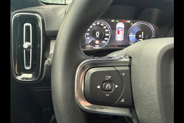 Volvo XC40 1.5 T4 Recharge Inscription - Automaat - Navi - Camera - Parkeerhulp - Climate
