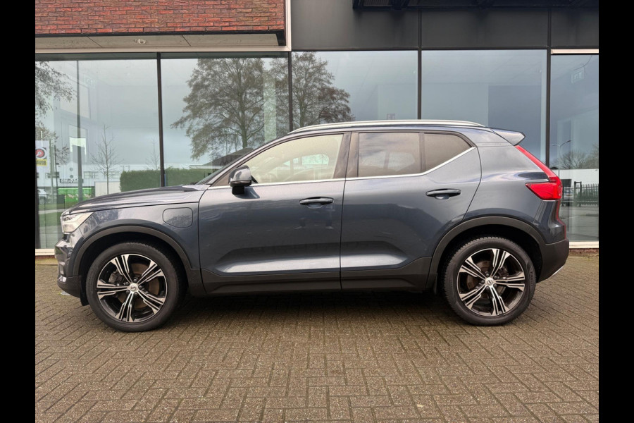 Volvo XC40 1.5 T4 Recharge Inscription - Automaat - Navi - Camera - Parkeerhulp - Climate