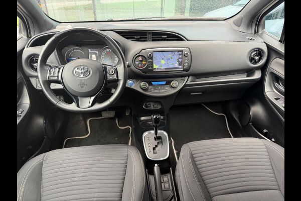 Toyota Yaris 1.5 Hybrid Premium - Automaat - Navi - Camera - Climate - LED