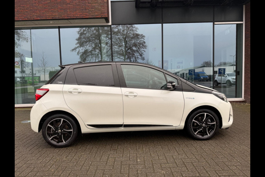 Toyota Yaris 1.5 Hybrid Premium - Automaat - Navi - Camera - Climate - LED