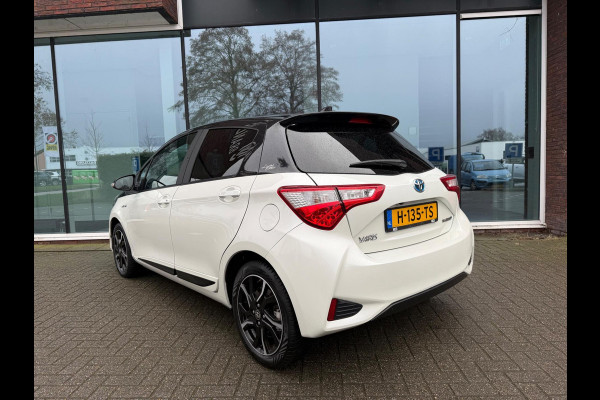 Toyota Yaris 1.5 Hybrid Premium - Automaat - Navi - Camera - Climate - LED