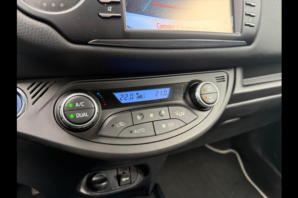 Toyota Yaris 1.5 Hybrid Premium - Automaat - Navi - Camera - Climate - LED
