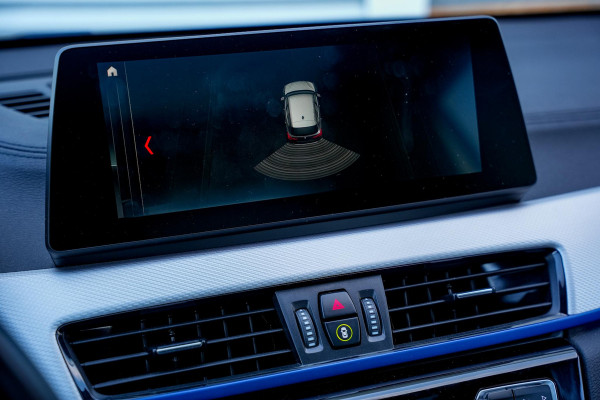 BMW X1 xDrive20d M Pakket Panodak Leer HUD Cruise Navi Stoelverw.