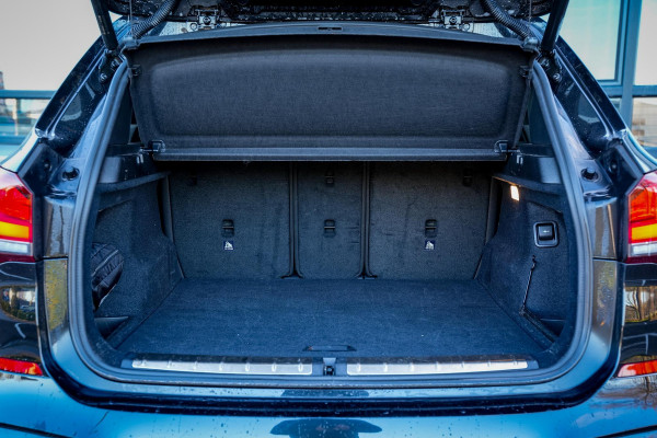 BMW X1 xDrive20d M Pakket Panodak Leer HUD Cruise Navi Stoelverw.