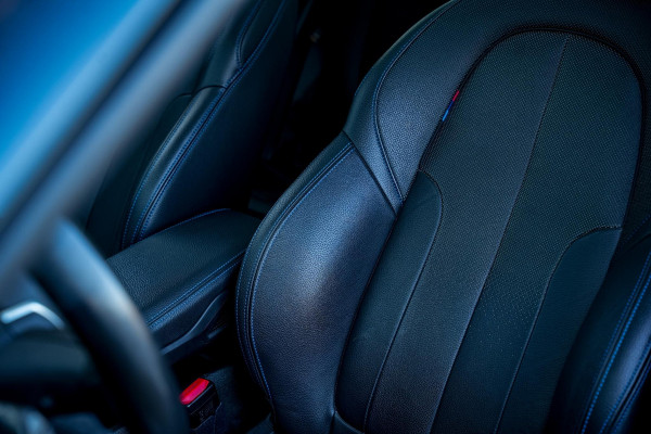 BMW X1 xDrive20d M Pakket Panodak Leer HUD Cruise Navi Stoelverw.