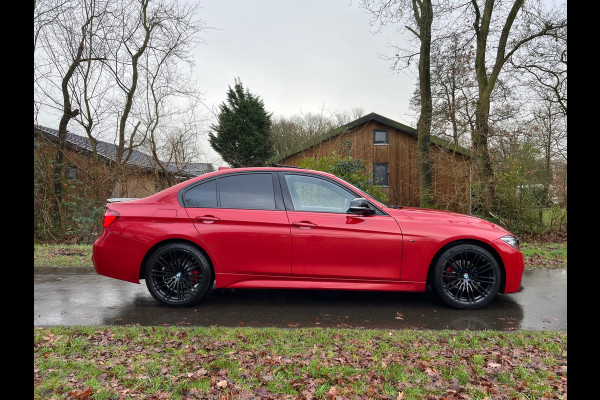 BMW 3 Serie 318i Edition M Sport Shadow High Executive | Schuif/kanteldak + Lederbekleding + DAB + Navi Nu € 24.950,-!!!
