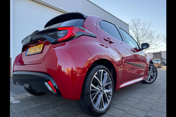 Toyota Yaris 1.5 HYBRID 2024 176PK EXECUTIVE SPORT ACC LED AUT LANE-ASSIST LUXE