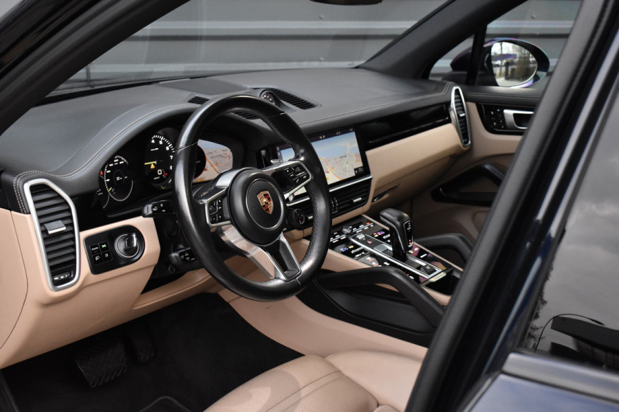 Porsche Cayenne 3.0 E-Hybrid 462pk | Pano | Trekhaak | 360 Camera | Sport Chrono | Bose | Stuurverwarming | Luchtvering | Orig. NL |