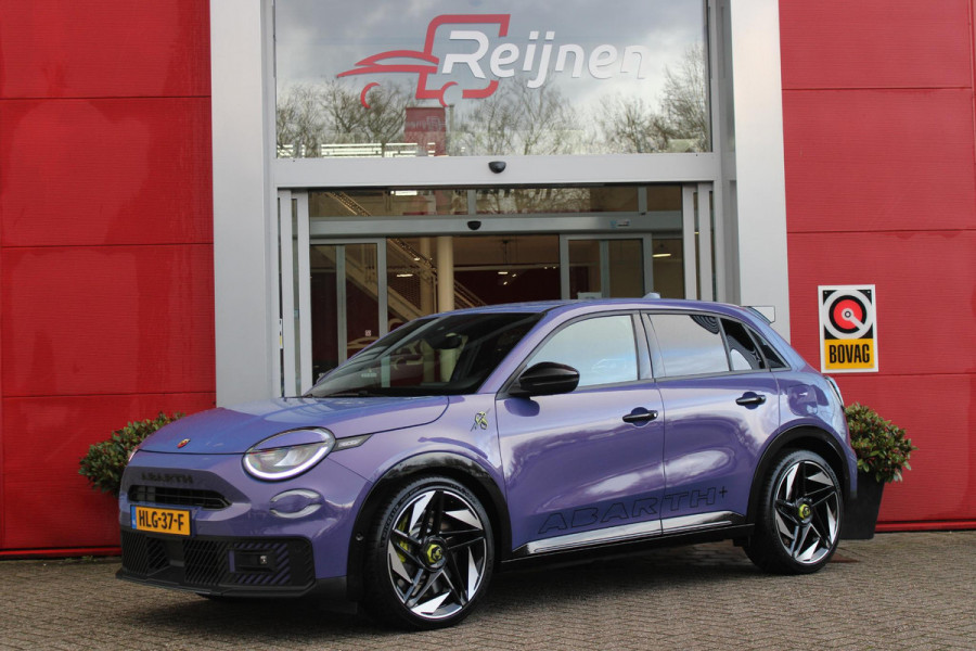 Abarth 600e SCORPIONISSIMA 280PK 54 kWh | SABELT PERFROMANCE SPORTOELEN/BEKLEDING | ENGINE SOUND GENERATOR | PACK DESIGN SCORPIONISSIMA | PACK TECH SCORPIONISSIMA | PACK WINTER (STOEL VERWARMING/VOORRUITVERWARMING) | PACK SCORPION | 20" LICHTMETALEN VELGEN | ABARTH BODYKIT | 360° PARKEERSENSOREN | REMKLAUWEN GROEN | ELEKTRISCH BEDIENBARE BESTUURDERSSTOEL | AMBIANCE INTERIEUR VERLICHTING | ACHTERUITRIJ CAMERA | ADAPTIVE CRUISE CONTROL | DRAADLOZE APPLE CARPLAY/ANDROID AUTO | DODEHOEK DETECTIE | DC SNELLAAD FUNCTIE | DRAADLOZE APPLE CARPLAY/ANDROID AUTO | ELEKTRISCH BEDIENBARE ACHTE
