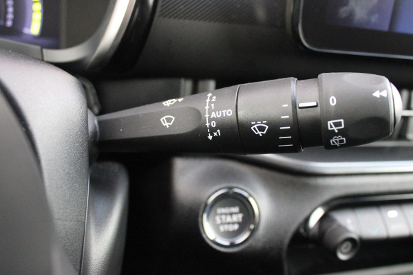 Abarth 600e SCORPIONISSIMA 280PK 54 kWh | SABELT PERFROMANCE SPORTOELEN/BEKLEDING | ENGINE SOUND GENERATOR | PACK DESIGN SCORPIONISSIMA | PACK TECH SCORPIONISSIMA | PACK WINTER (STOEL VERWARMING/VOORRUITVERWARMING) | PACK SCORPION | 20" LICHTMETALEN VELGEN | ABARTH BODYKIT | 360° PARKEERSENSOREN | REMKLAUWEN GROEN | ELEKTRISCH BEDIENBARE BESTUURDERSSTOEL | AMBIANCE INTERIEUR VERLICHTING | ACHTERUITRIJ CAMERA | ADAPTIVE CRUISE CONTROL | DRAADLOZE APPLE CARPLAY/ANDROID AUTO | DODEHOEK DETECTIE | DC SNELLAAD FUNCTIE | DRAADLOZE APPLE CARPLAY/ANDROID AUTO | ELEKTRISCH BEDIENBARE ACHTE