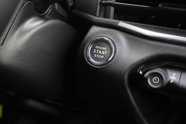 Abarth 600e SCORPIONISSIMA 280PK 54 kWh | SABELT PERFROMANCE SPORTOELEN/BEKLEDING | ENGINE SOUND GENERATOR | PACK DESIGN SCORPIONISSIMA | PACK TECH SCORPIONISSIMA | PACK WINTER (STOEL VERWARMING/VOORRUITVERWARMING) | PACK SCORPION | 20" LICHTMETALEN VELGEN | ABARTH BODYKIT | 360° PARKEERSENSOREN | REMKLAUWEN GROEN | ELEKTRISCH BEDIENBARE BESTUURDERSSTOEL | AMBIANCE INTERIEUR VERLICHTING | ACHTERUITRIJ CAMERA | ADAPTIVE CRUISE CONTROL | DRAADLOZE APPLE CARPLAY/ANDROID AUTO | DODEHOEK DETECTIE | DC SNELLAAD FUNCTIE | DRAADLOZE APPLE CARPLAY/ANDROID AUTO | ELEKTRISCH BEDIENBARE ACHTE