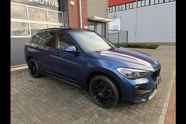 BMW X1 XDrive25e High Executive LED Pano Navi Camera ACC PDC