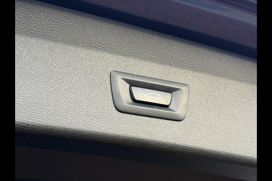 BMW X1 XDrive25e High Executive LED Pano Navi Camera ACC PDC