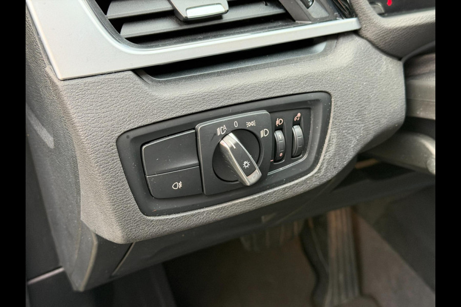 BMW X1 XDrive25e High Executive LED Pano Navi Camera ACC PDC