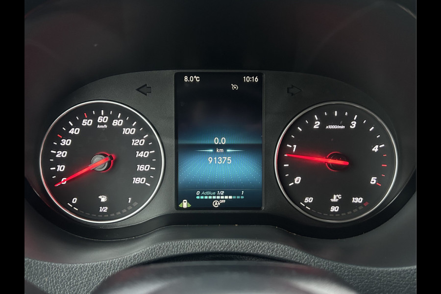 Mercedes-Benz Sprinter 311 CDI RWD 3.5T / L2H2 / UNIEK!! MEMORY EN STOELVERWARMING / TREKHAAK / LED KOPLAMPEN / ECC / CRUISE / NAVI / CAMERA / 3-ZITS /
